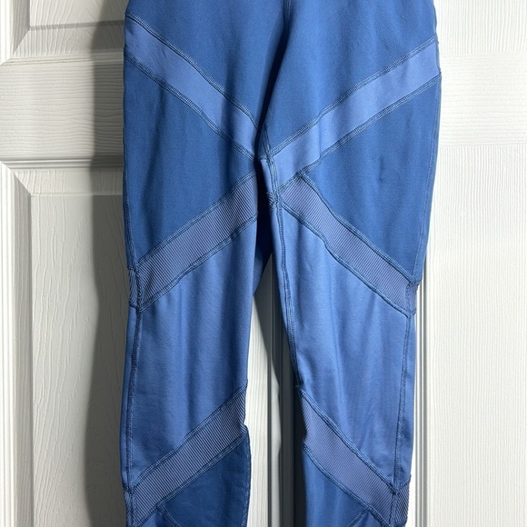 Offline By Aerie Hi Rise The Hugger Legging Blue S - Picture 2 of 5